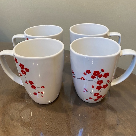 ❌SOLD❌ Corelle | Coordinates Hanami Garden Porcelain Mug Set - Picture 2 of 4